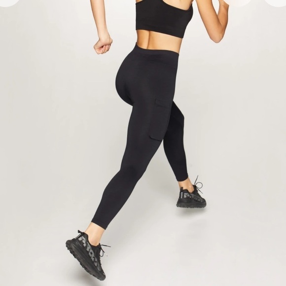 Prozis Strada Pocket Regular Waist Leggings - Black size S - Picture 3 of 15